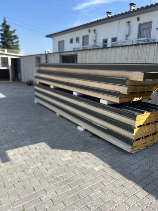 Lote Painel de Sandwich 200 mt de segunda 16 painéis 6mt 30mm de  18 painéis 5mt 10mm espessura