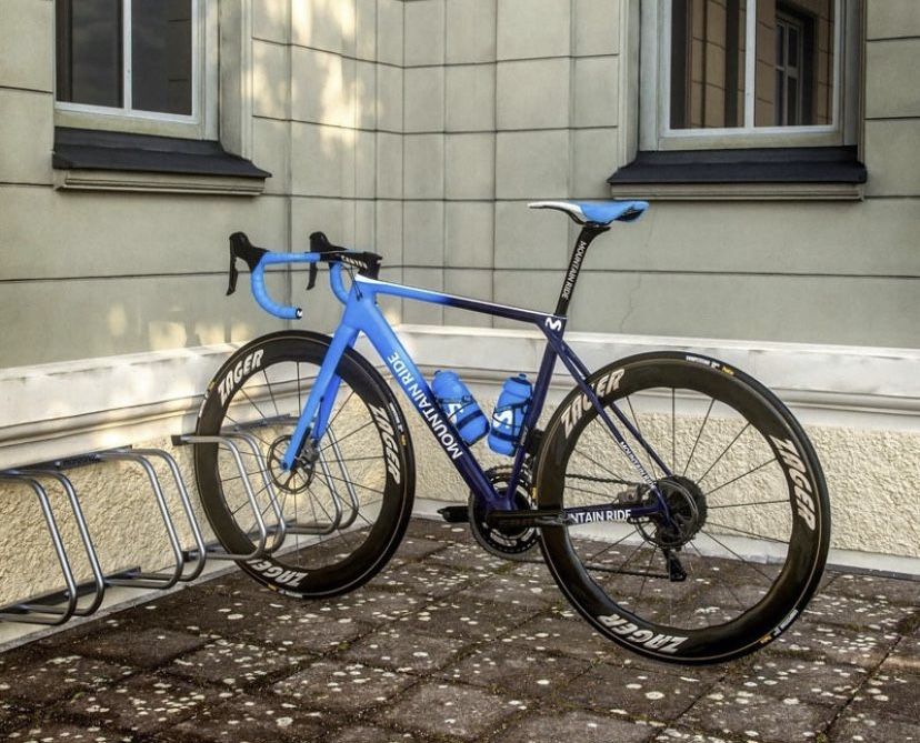 Stojak Uchwyt Parking Rowerowy na 4 Rowery Rower ŁATWY MONTAŻ Mocny