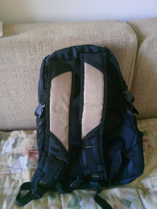 Продам новьій рюкзак