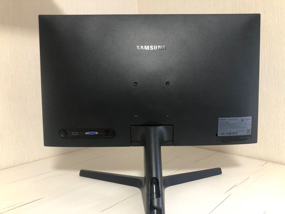 Монітор Samsung S24R350FHI