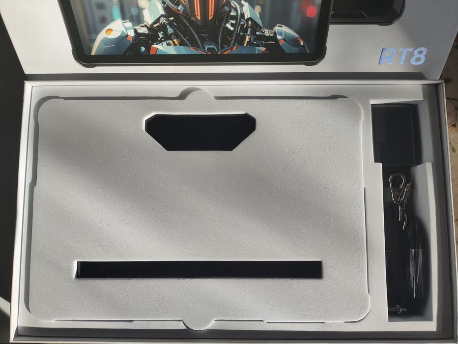 Tablet Oukitel RT8 nunca usado