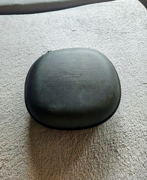 Słuchawki nauszne Samsung Level On + oryginalne etui
