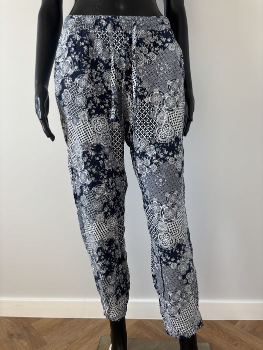 wzorzyste spodnie boho granatowe białe lekkie Janina 40 L wiskoza