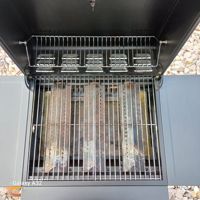 grill gazowy 3 palnikowy