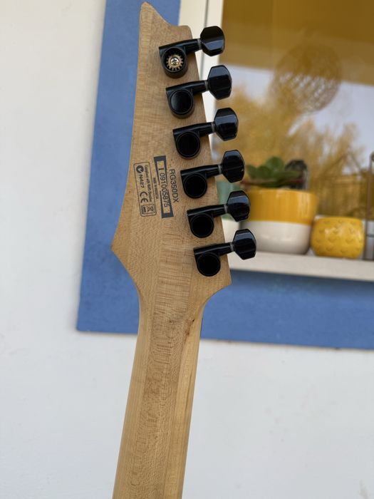 Troco Ibanez RG350DX personalizada por violão acústico