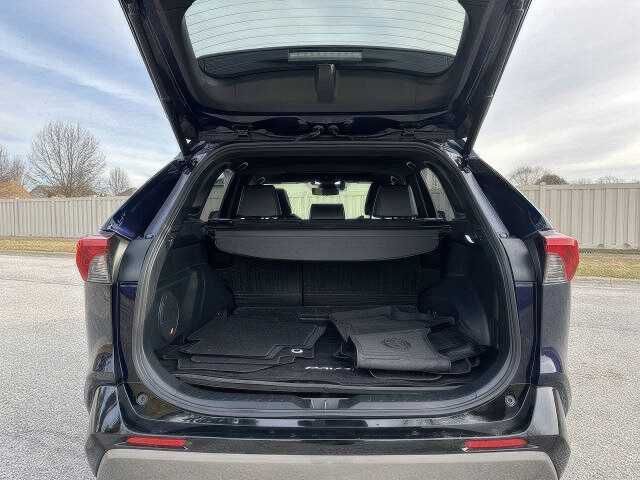 2020 Toyota RAV4 Hybrid XSE