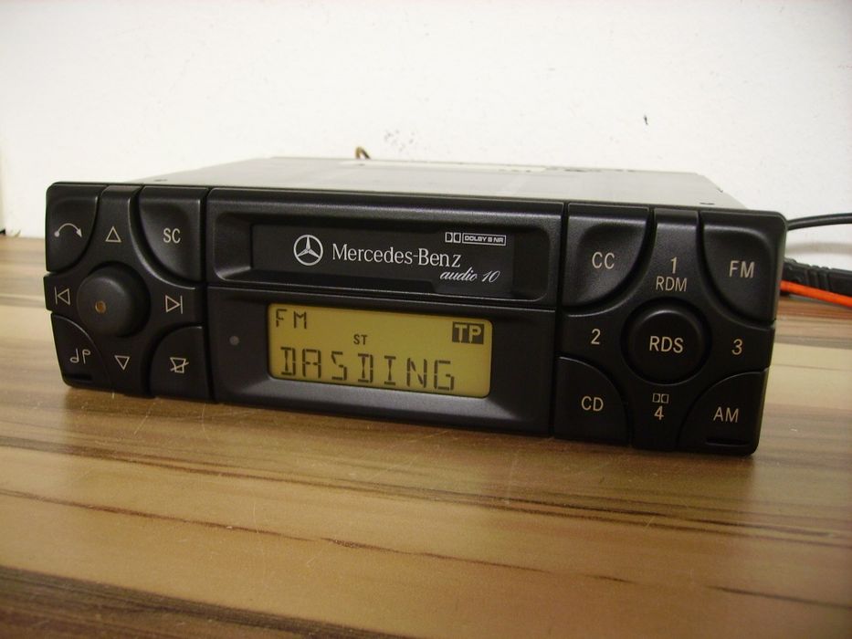 Radio Becker Audio MERCEDES R107 W126 W201 R129 W140 w123 w202 w210 ...
