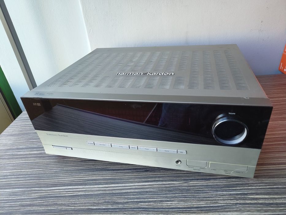 Amplituner Harman Kardon AVR 137