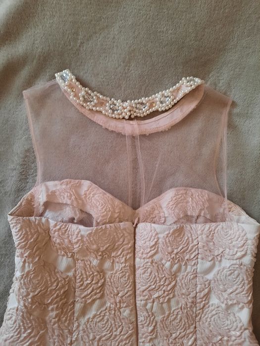 Elegancka sukienka