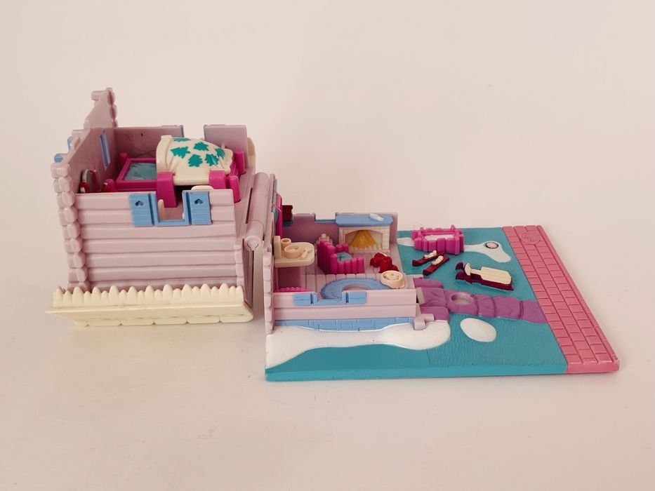 Polly Pocket Bluebird Ski Lodge, zabawka vintage