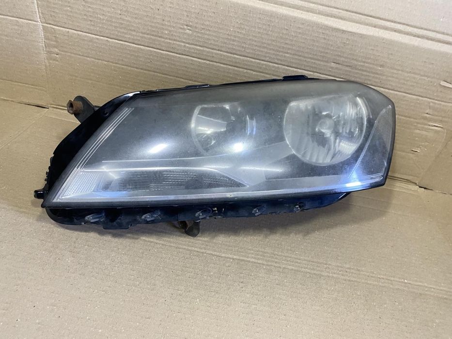 Фара фольксваген  Passat В7