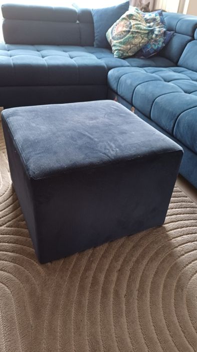 Pufa idealna do narożnika lub kanapu