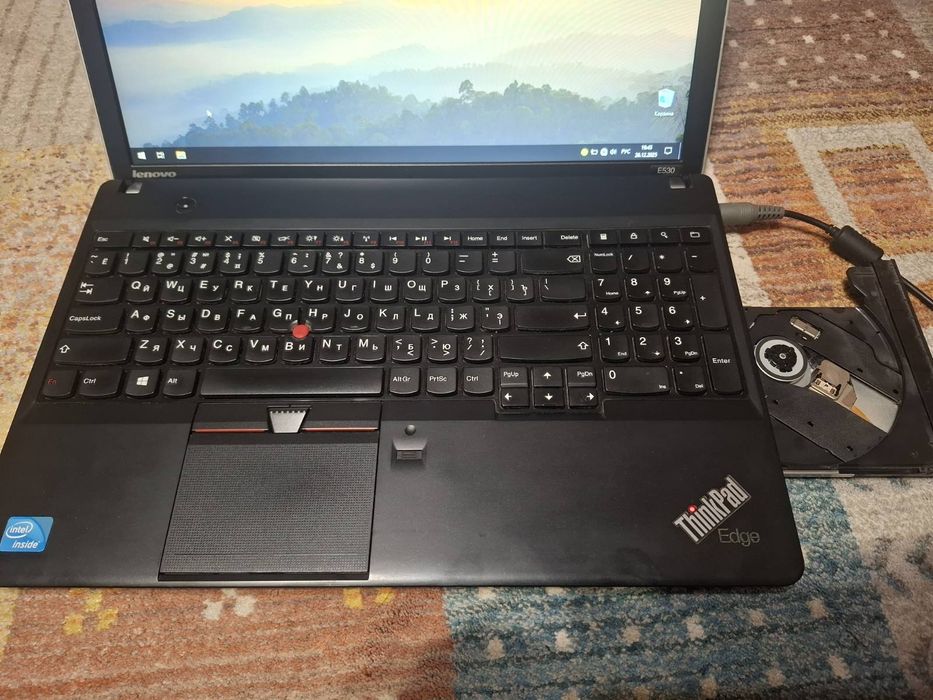 Ноутбук Lenovo ThinkPad E530 (15.6") — Надійна робоча конячка