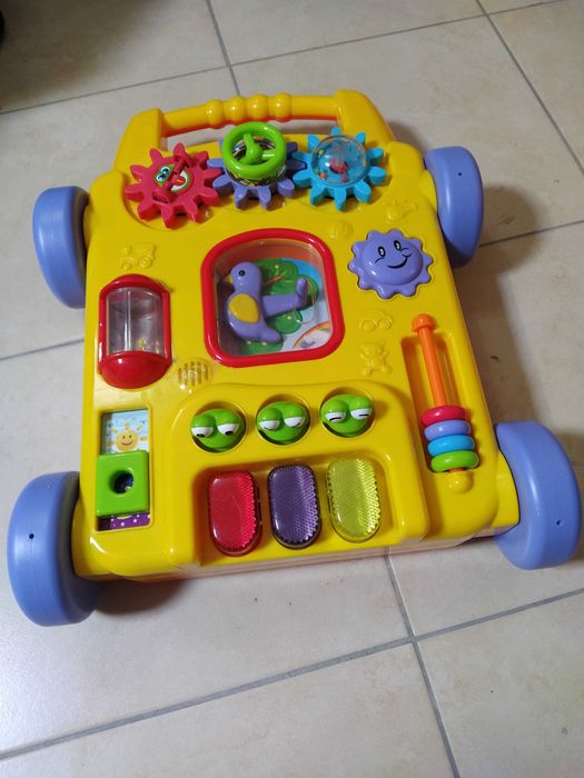 Mesa de atividades multifuncional para bebés/crianças