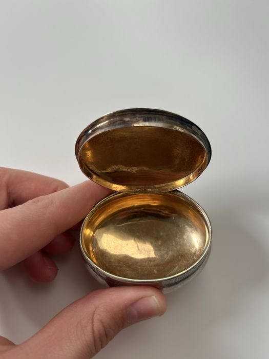 серебряная шкатулка