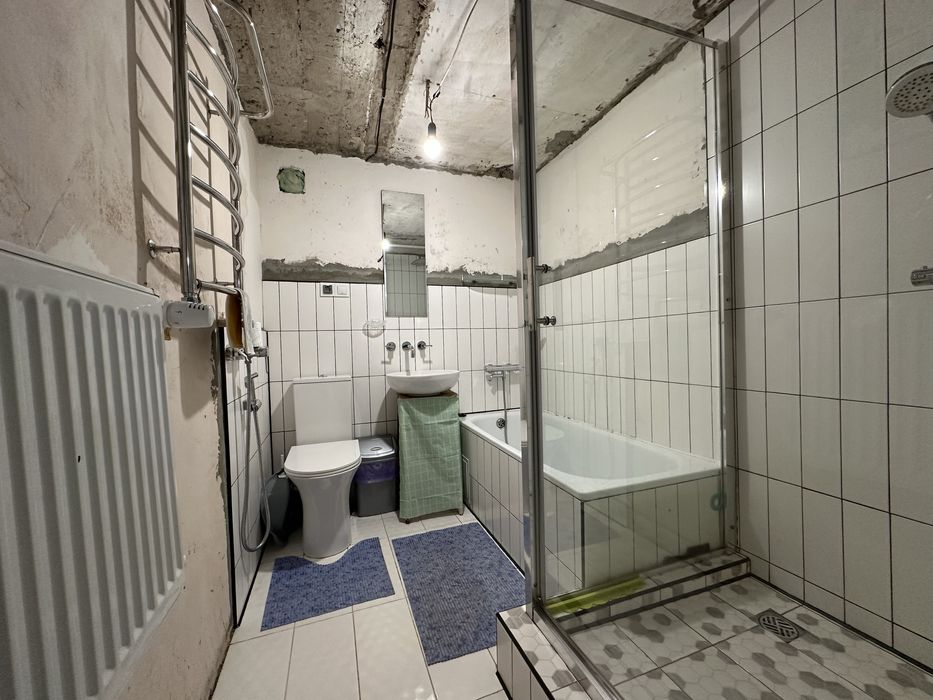 Продаж будинку  біля міста Біла Криниця