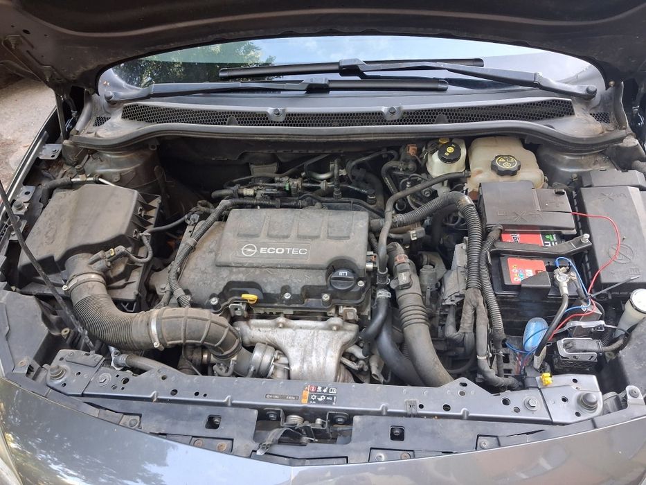 Opel Astra 1.4 turbo  benzyna
