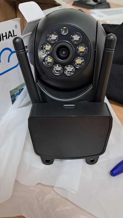 Бездротова поворотна камера TC56