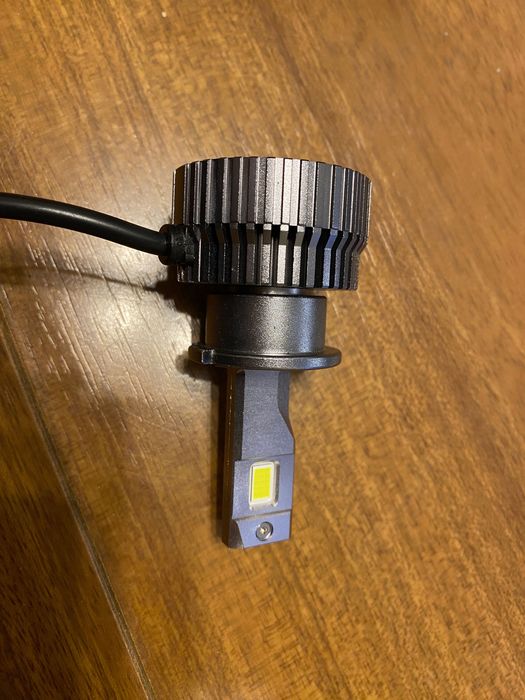 Żarówki D2S LED/ksenon  + przetwornice i adaptery
