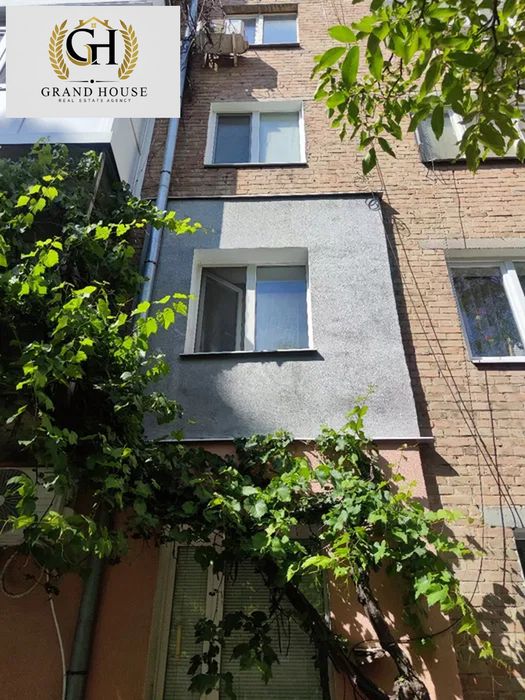 Продам 1 кімнатну квартиру на Ак. Корольова 2й поверх