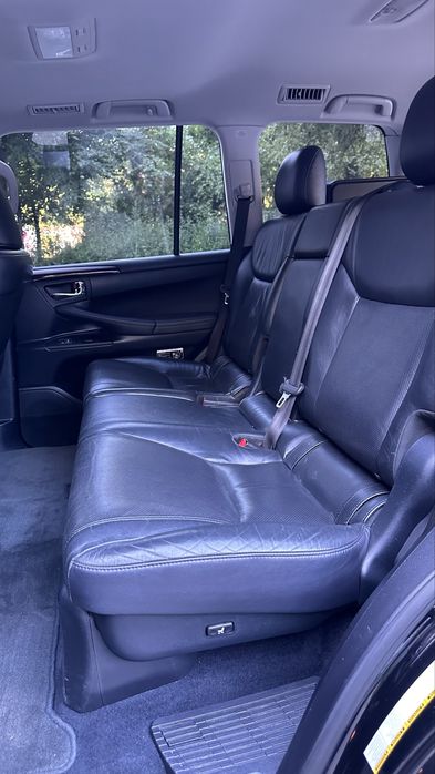 Продам Lexus LX 570 2012  року випуску