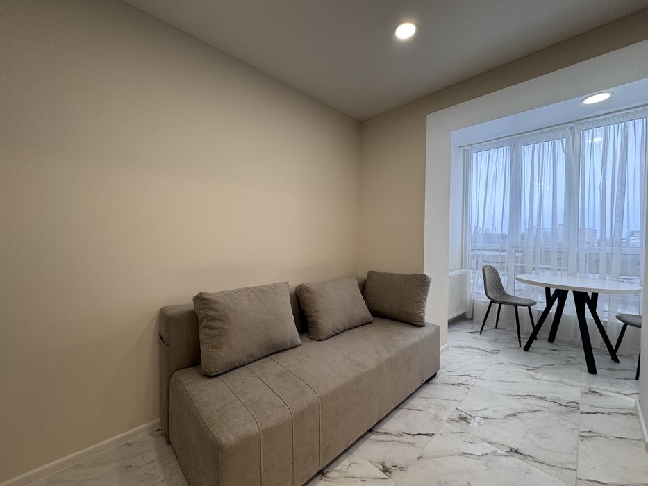 Продам  1 кімнатну квартиру в новобудові