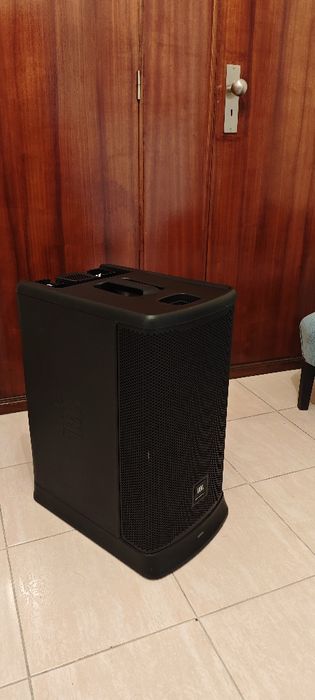 Coluna JBL Eon Ono Pro mkII com bateria
