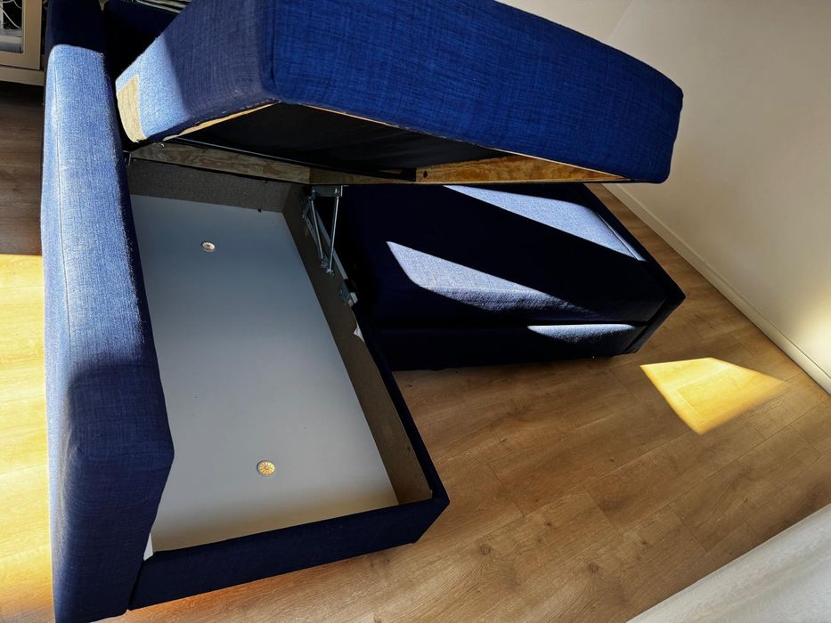 Sofa chaise longue - cama e arrumação