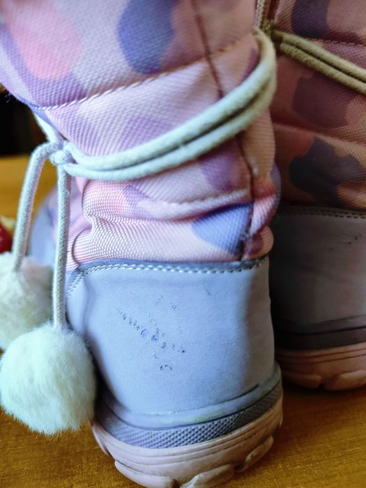 Śniegowce dziecięce pompony ocieplane 33 Deichmann