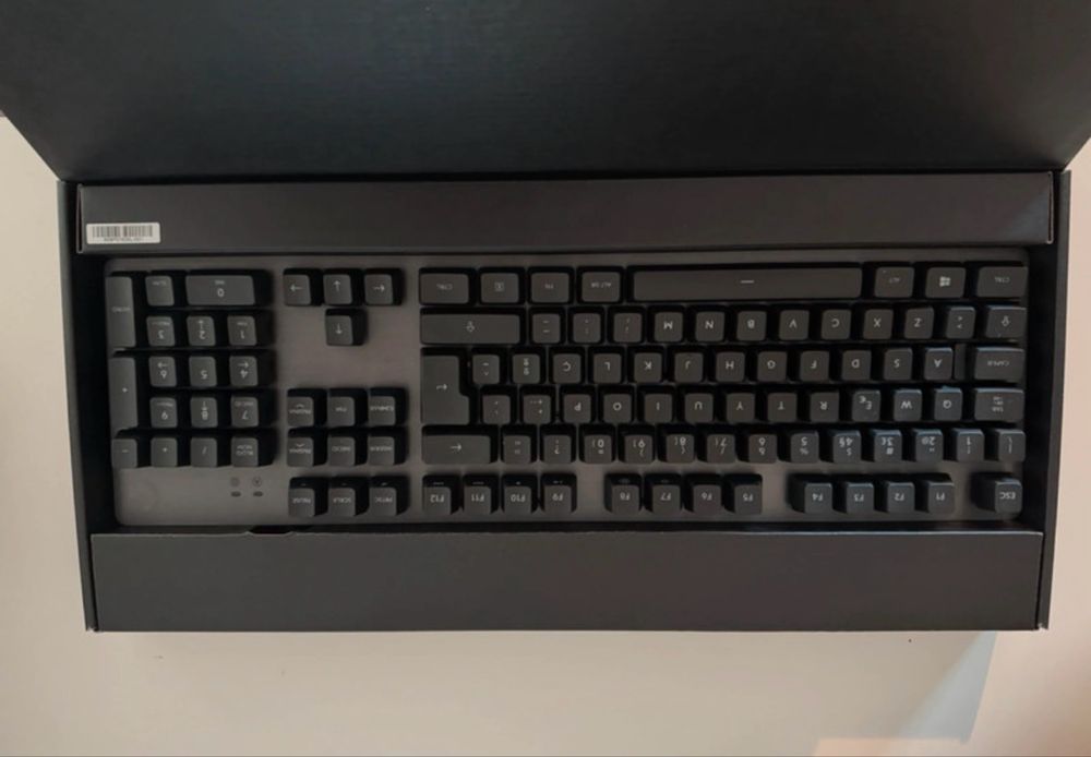 Teclado Mecânico Gaming Logitech G413 Carbon – Layout Português PT