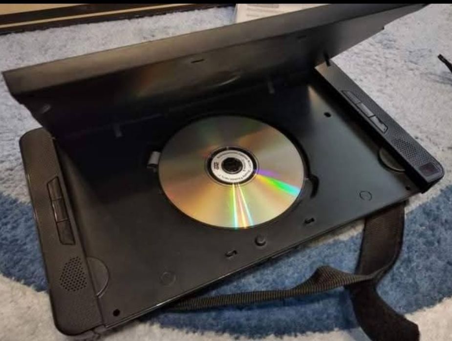 NAVISKAUTO 10,1-дюймовий портативний DVD-плеєр з двома екранами для ав