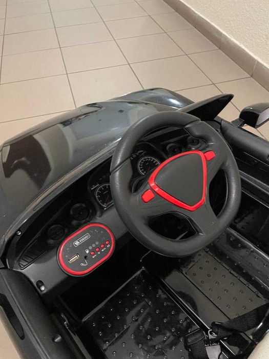 Продам Електромобіль дитячий Tesla Style