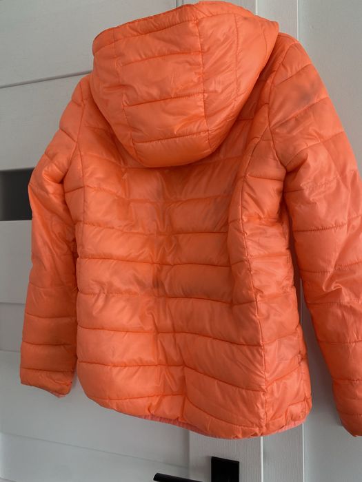 Wiosenna kurtka damska pikowana neonowy pomarańcz