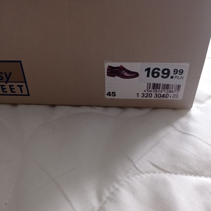 Nowe buty 45 + druga para gratis