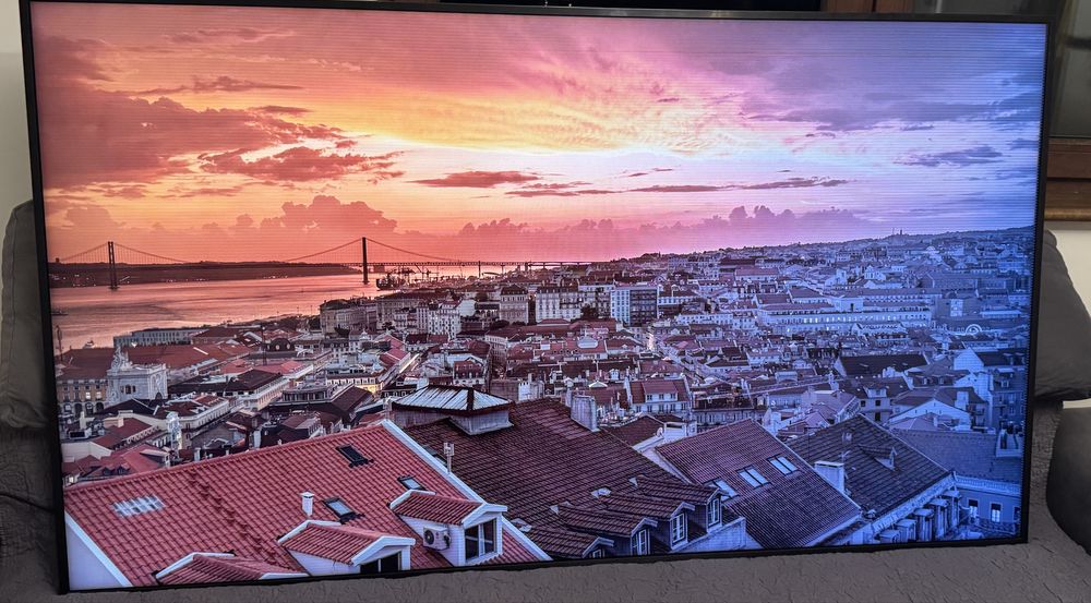 Telewizor samsung 75 cali QE75Q60RATXXH uszkodzona prawa matryca