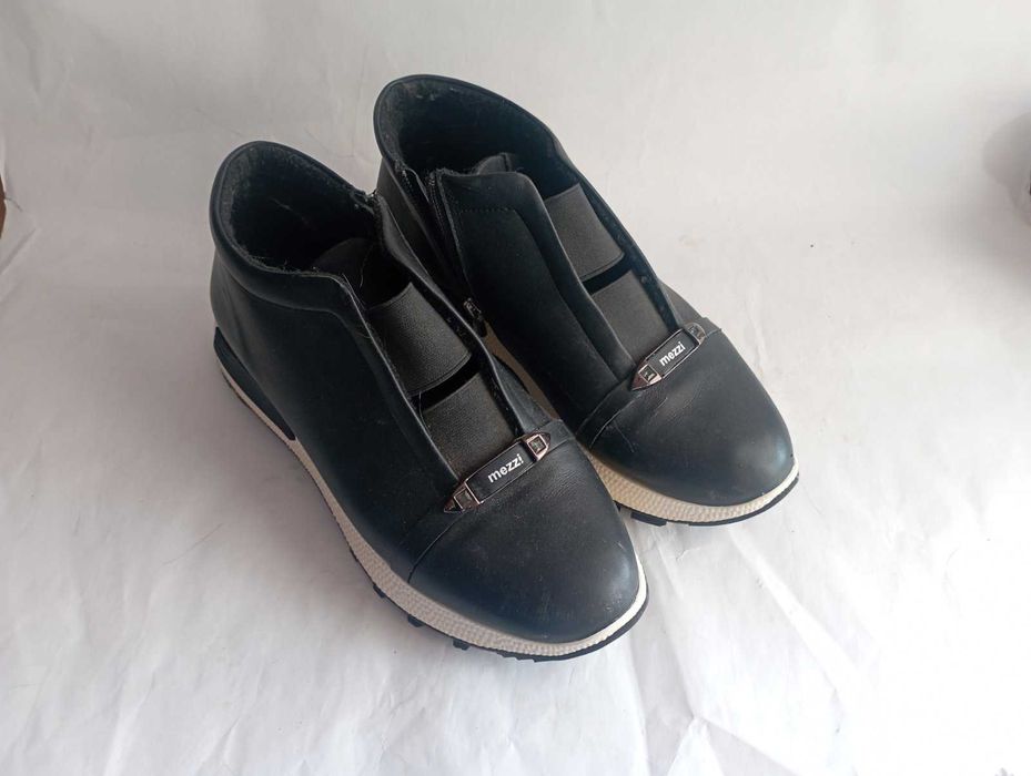 Слипоны черные  39,  GEOX демисезонные 37