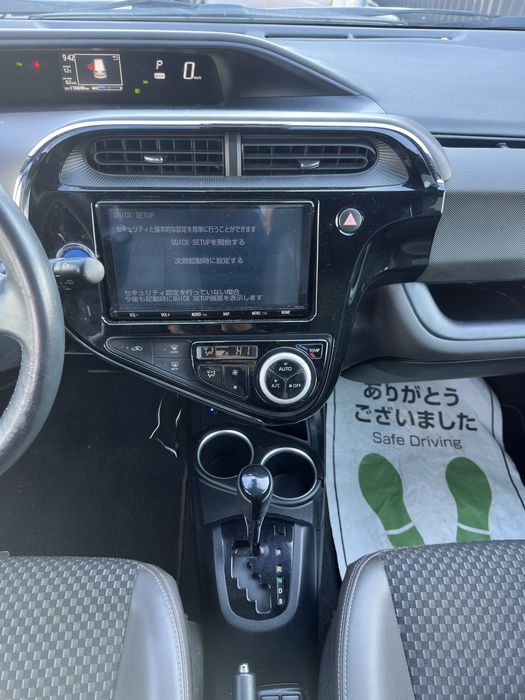 4л/100 км! Toyota AQUA 1.5 гібрид CROSSOVER 2019 рік 13800$
