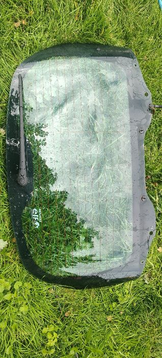 Szyba tył klapa laguna 3 Kombi