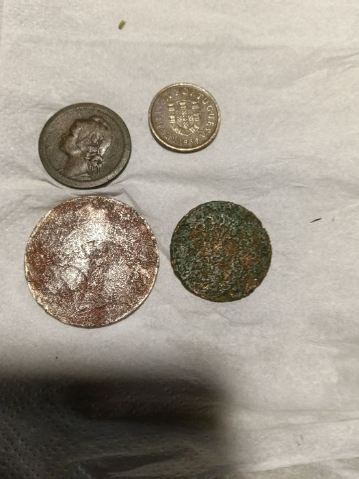 Moedas antigas bem conservadas