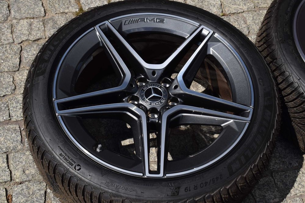 Mercedes AMG CLS 53 AMG C257 E 53 W213  nowe koła zima OEM michelin