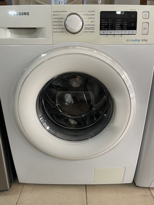 Máquina de lavar roupa Samsung