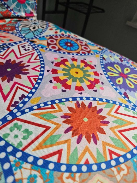 Pokrowce na krzesła wzór folklor kolorowe 4 szt uniwersalne