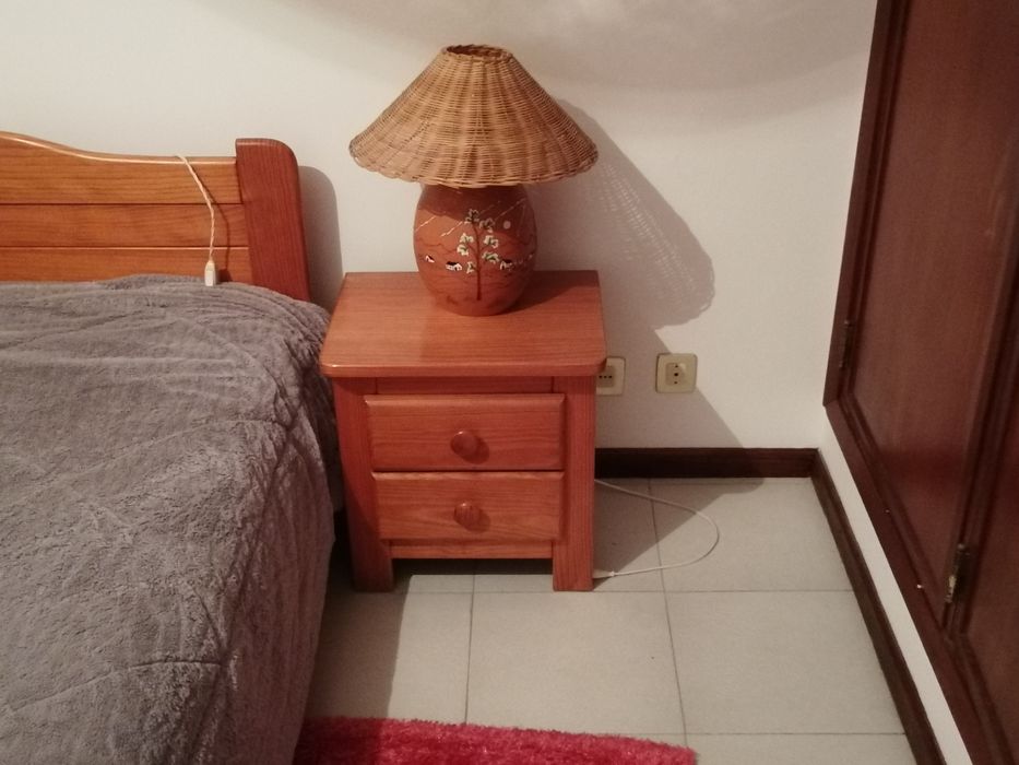 Vendo mobília de quarto completa
