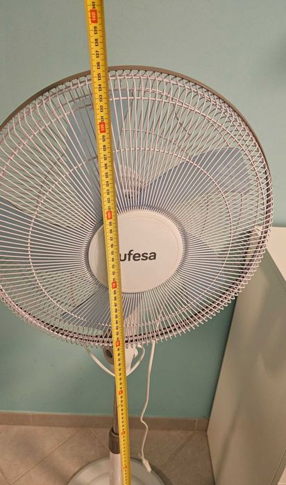 Ventilador de verão automático UFESA, diâmetro 42 cm, cum telecomando