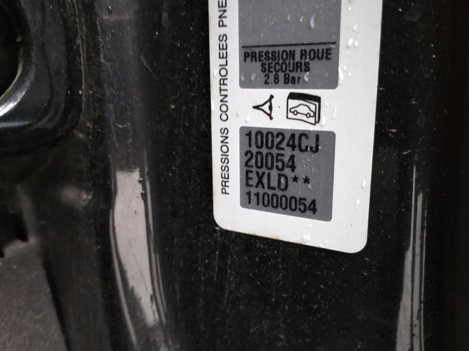 peugeot 407 maska pokrywa silnika czarna exld