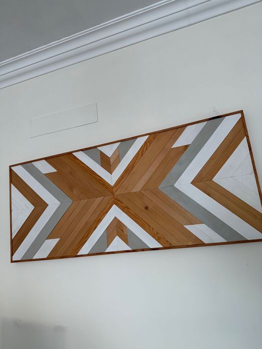 Painel geométrico madeira