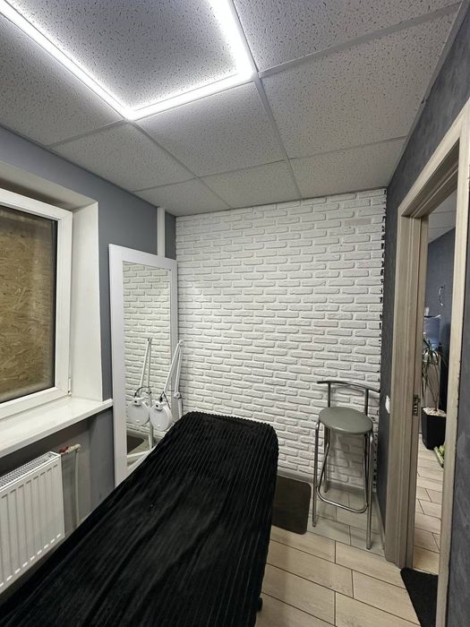 Аренда кабинета в студии красоты.