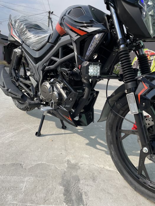 Доставка безкоштовна Мотоцикл Spark SP200R-34