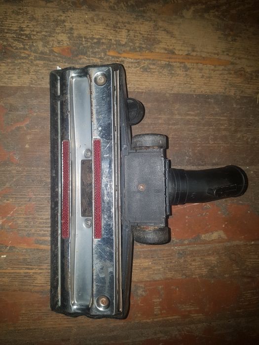 Щетка на пылесос LG