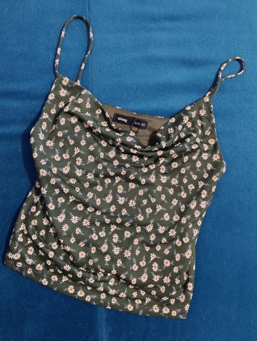 Nowy top w kwiatki xs